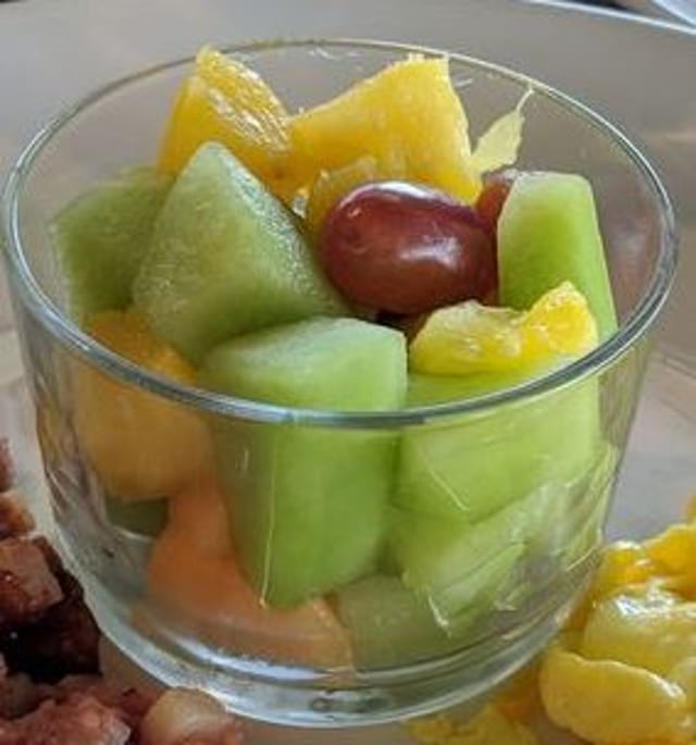 Fresh Fruit Cup.